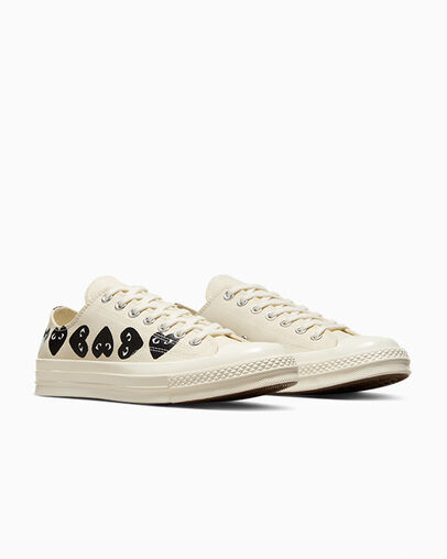 Converse Converse x PLAY Comme des Garçons Chuck 70 Multi Heart Women Sneakers White / Black USA | C-13482579